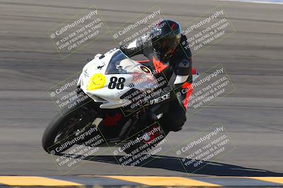 media/Nov-06-2023-Moto Forza (Mon) [[ce023d0744]]/4-Beginner Group/Session 2 (Bowl Tight Speed)/